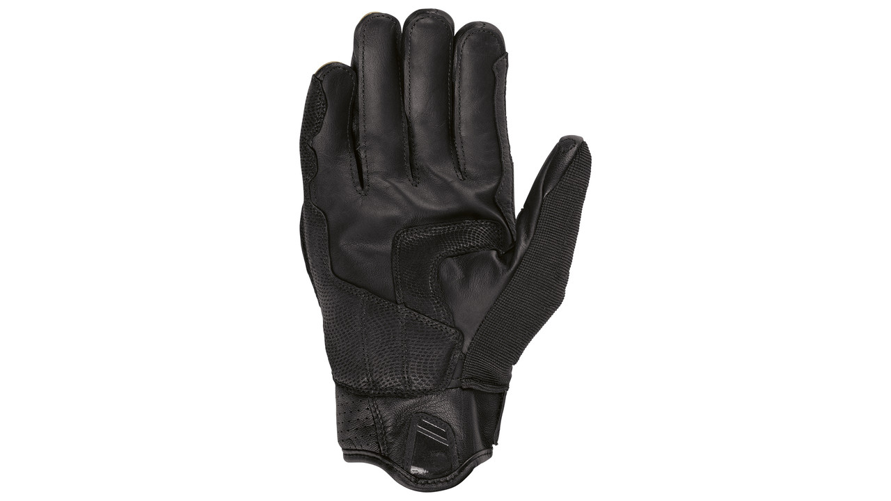 P90583130_highRes_die-neue-bmw-motorra