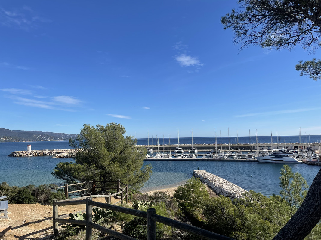 661EDE74-026C-4DF5-A731-FE4C92C58F7A