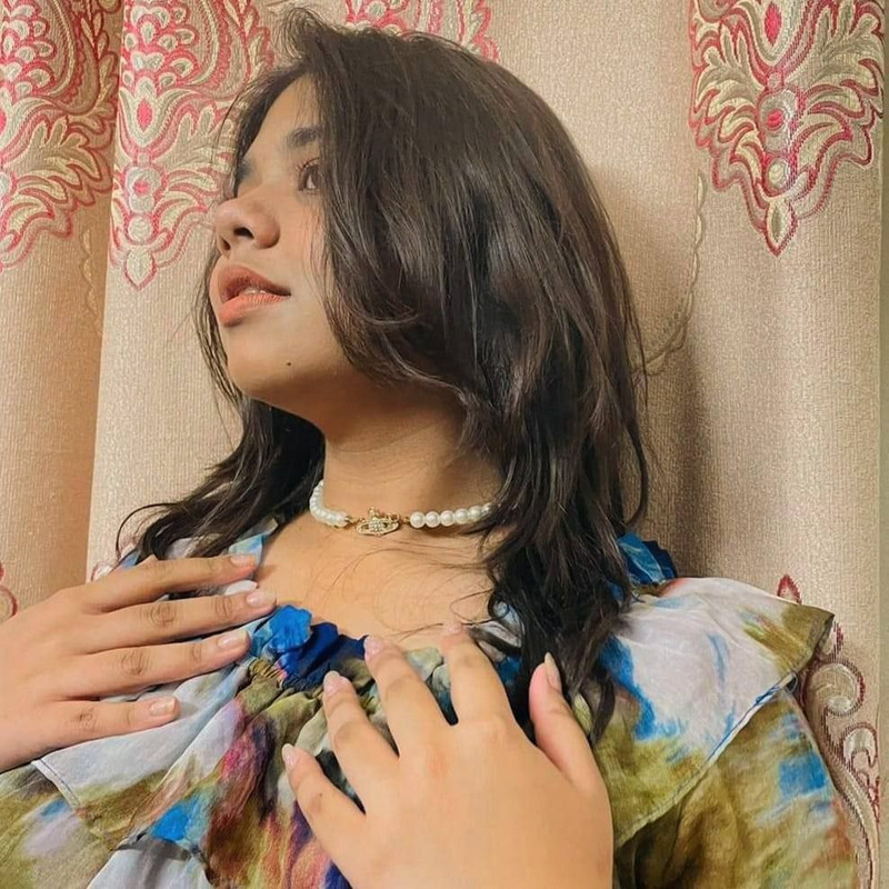 photo 6271757021283993162 y