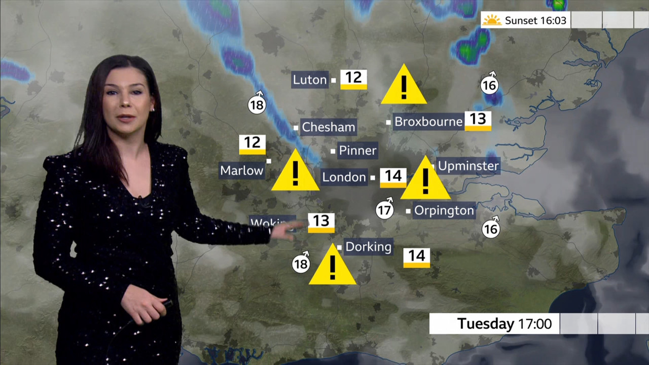 BBC London News_20240101_13201325.ts_snapshot_05.33.943