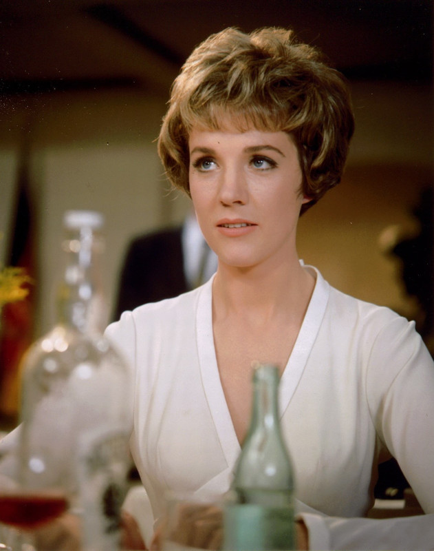 julie_andrews_mc44