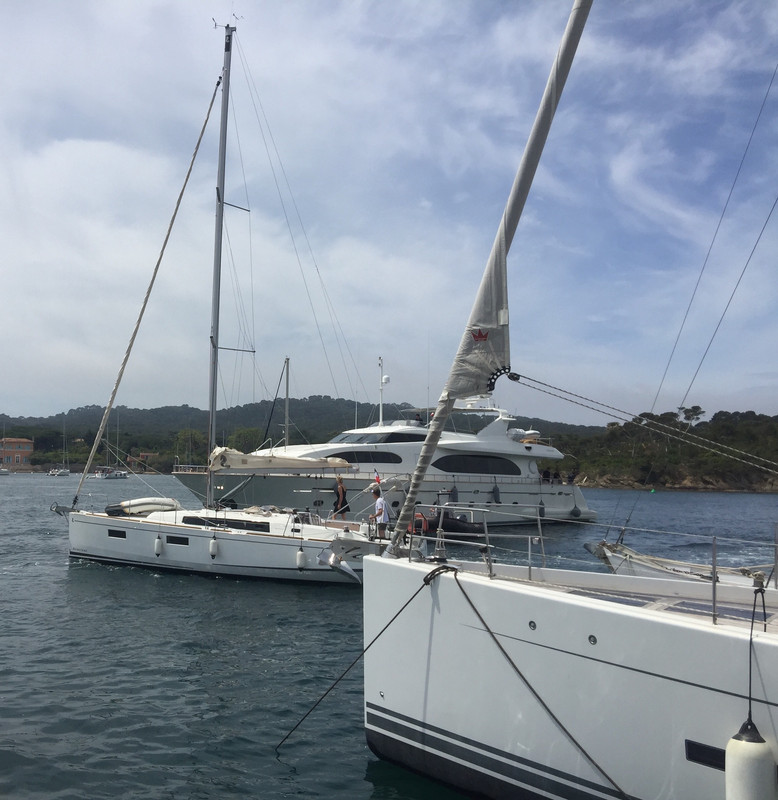 B75E8D12-7F31-4CF1-8CA9-A1E72E6D2F35