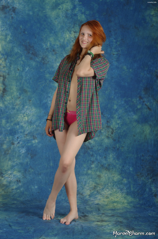 MarvelCharm_Lena-Unbuttoned-048