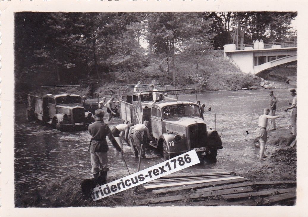 Foto elit e LKW Kennung kurze Nr. 3875 Flussüberquerung