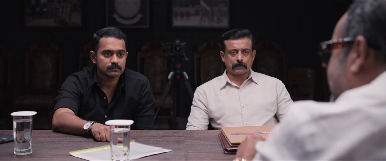 Rekhachithram 2025 WebRip [Hindi + Tamil + Telugu + Malayalam + Kannada] 480p, 720p, 1080p ESub Screenshot