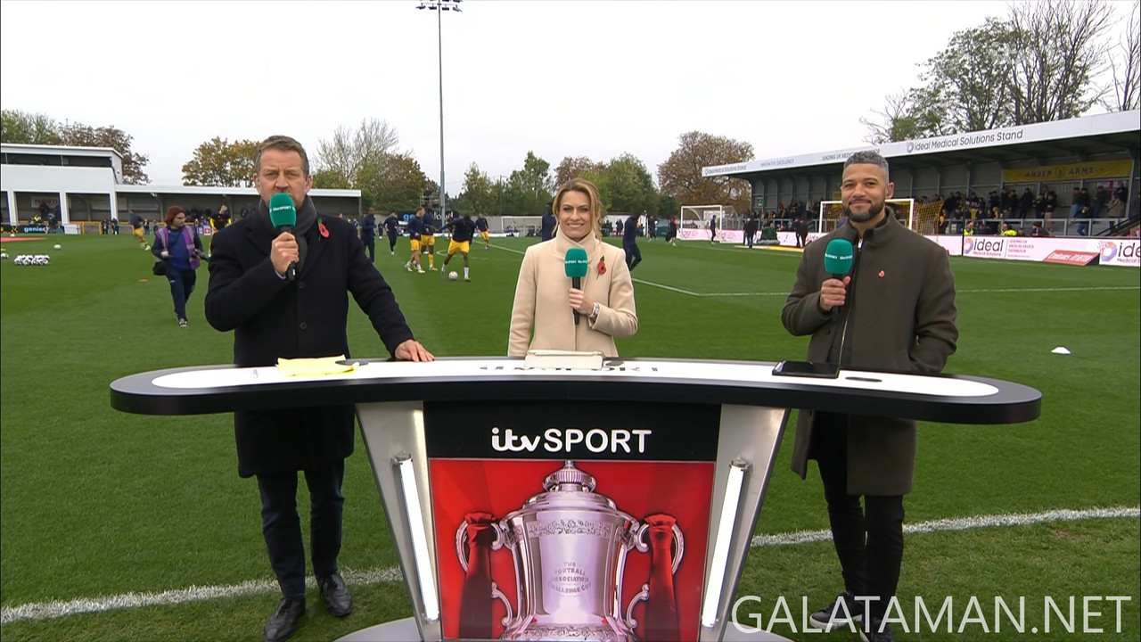 [Image: 11-03-12-40-00-ITV1-HD-FA-Cup-Sutton-U-v...35-187.jpg]