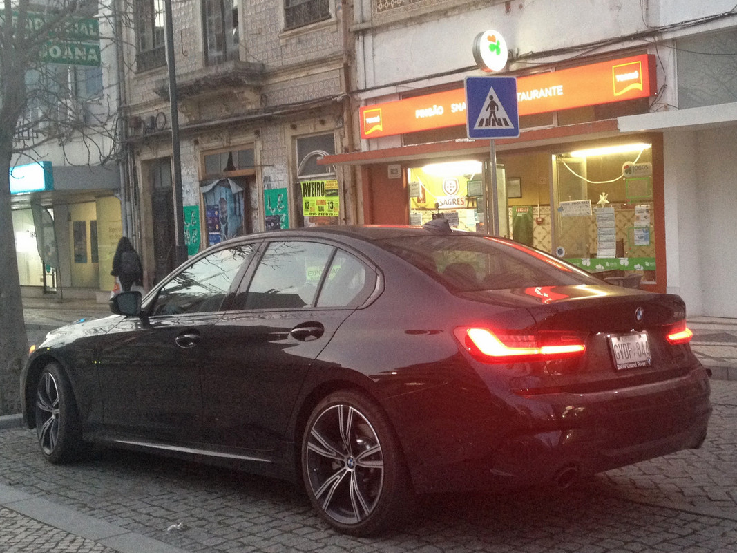 IMG-3975-bmw-320e-sedan-g20-mk7.jpg