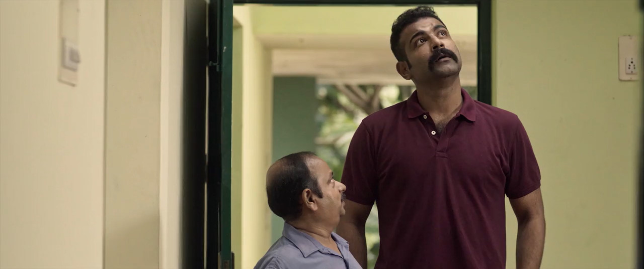 Thayyal Machine 2024 WebRip [Tamil + Malayalam] 480p 720p ESub Screenshot