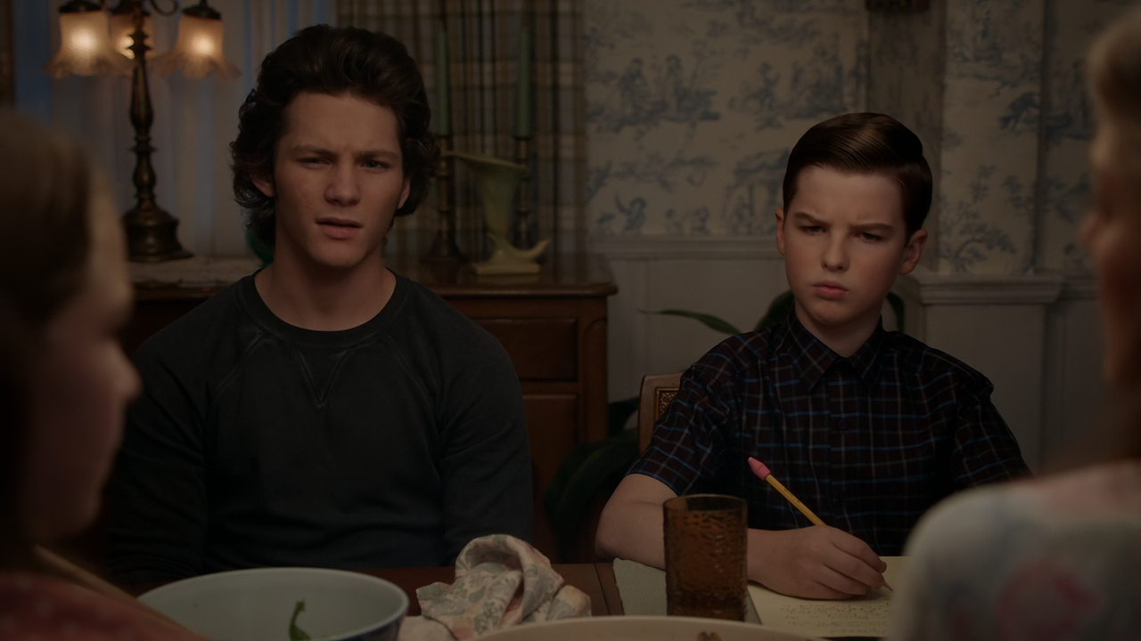 Young.Sheldon.S05E04.Pish.Posh.and.a.Secret.Back.Room.1080p.10bit.AMZN.WEB-DL.DDP5.1.HEVC-Vyndros.mk