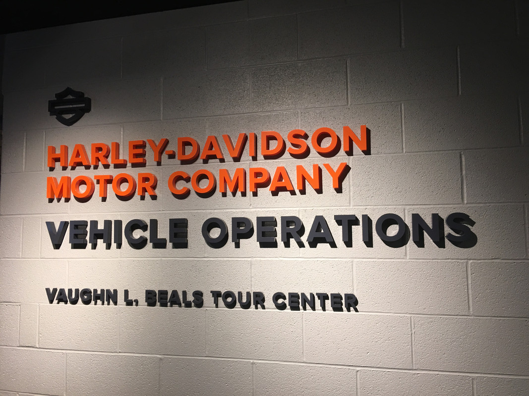 54126670-6D5D-432F-8B6D-21FDA1C54BE7