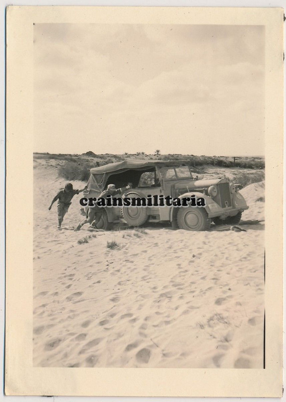 Orig. Foto 15.PD mittlere Einheits-Pkw Horch 901 in der Wüste in