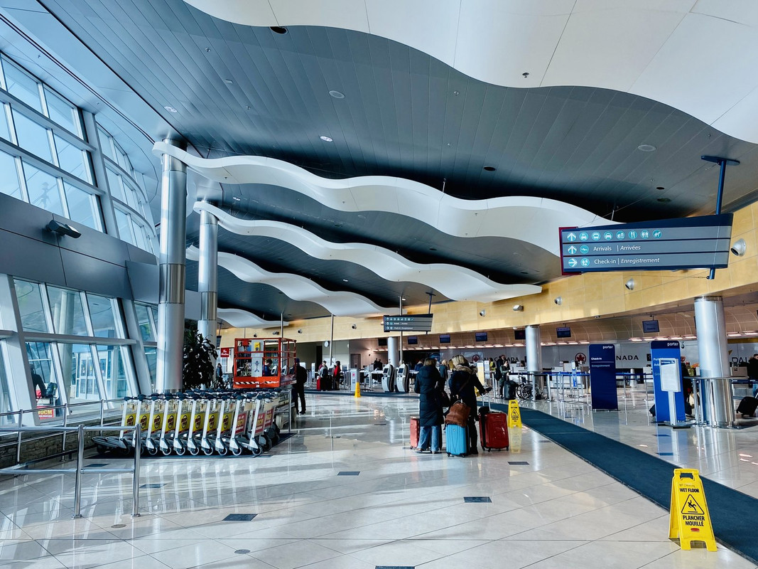 6B5DB93A-4084-4004-8B08-945CA0721019