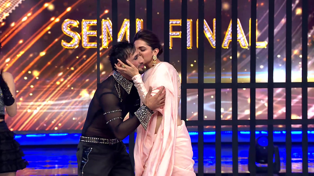 vlcsnap-2023-04-26-21h04m03s252