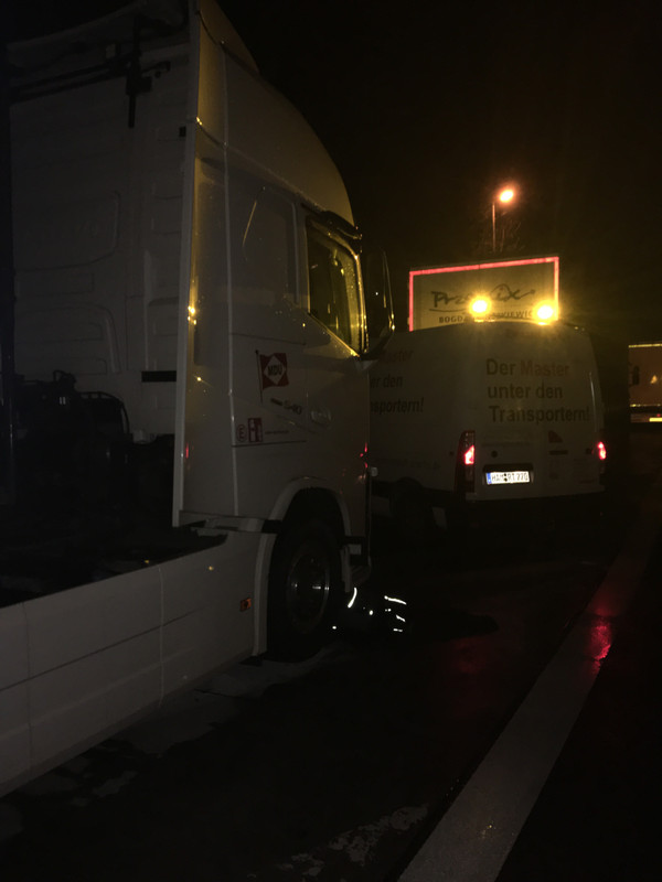 EEC7E4DC-112A-42C7-86D5-81743D0EBB79