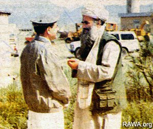 Abdul-Rab-Rasul-Sayyaf-pakiszt-ni-Hamid-Gul-t-bornokkal-az-ISI-pakiszt-ni-titkosszolg-lat-volt-igazg.jpg