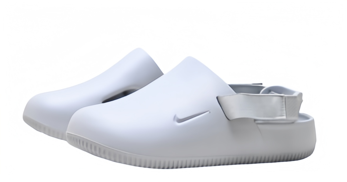 NIKE Slippers