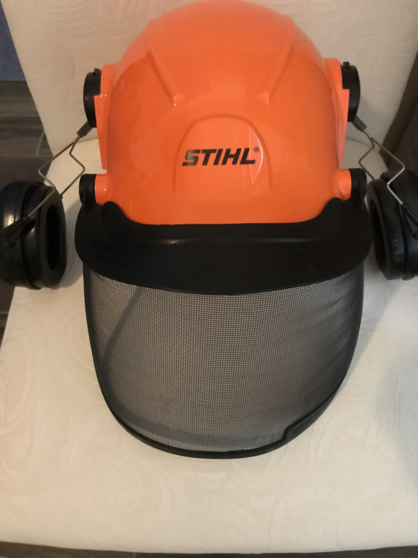 D6C317FD-ADE8-4175-B7B3-B9F3C0BE4855