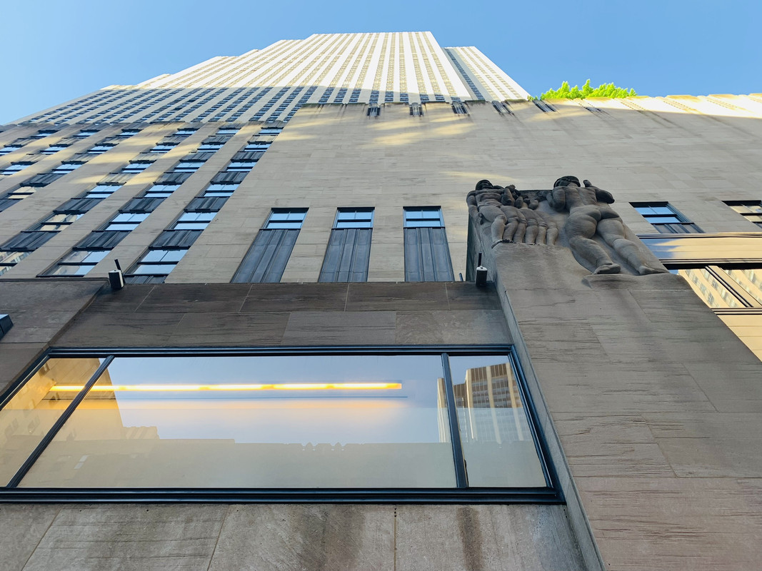 40004413-540D-4200-AFBF-C2661F545504