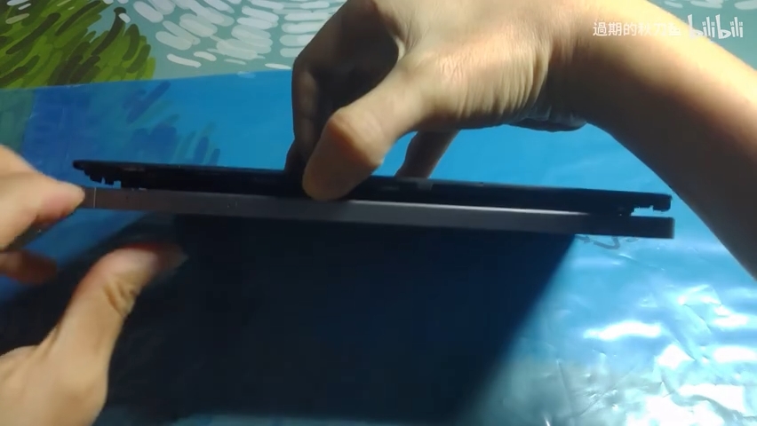 酷比魔方掌玩mini拆机教程 改装闪光灯.mp4_snapshot_01.19_[2024.06.15_23.12.20]