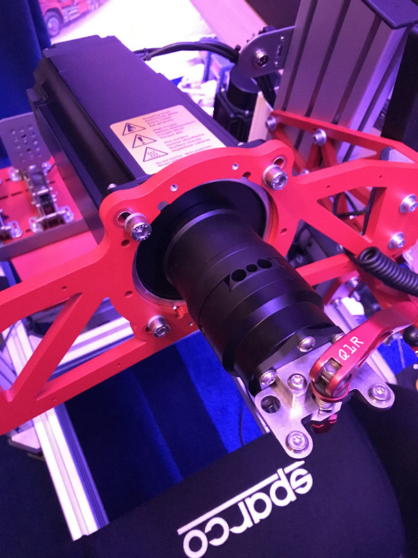 6C580F99-09DF-4717-8583-6146794108F1