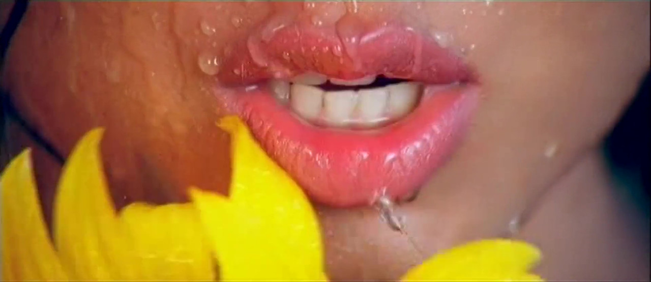 vlcsnap-2021-12-20-00h40m16s574