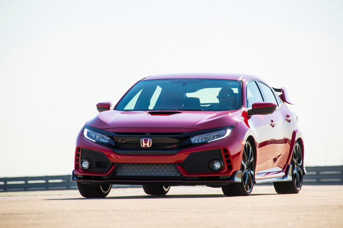 2019 Honda Civic Type R and Civic Hatchback (24)