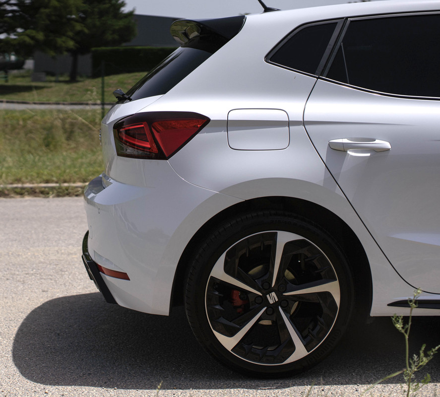 2363D054-9D3B-4ED0-9506-5B8A90A050B2