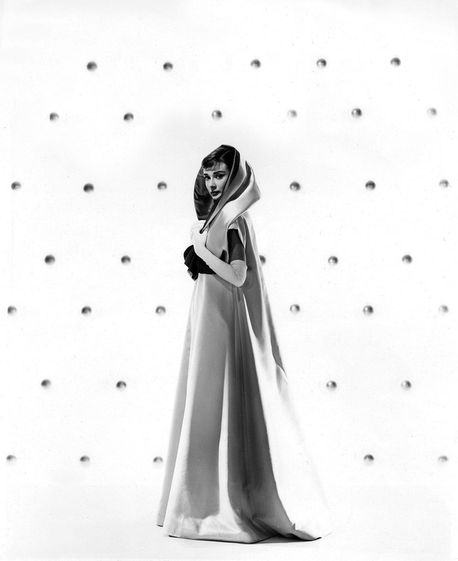 AudreyHepburn_mc83