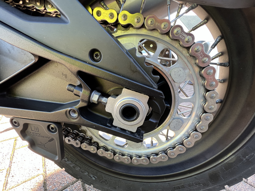 18AFD1A8-4D12-4545-BE62-EED56E5FA7A7