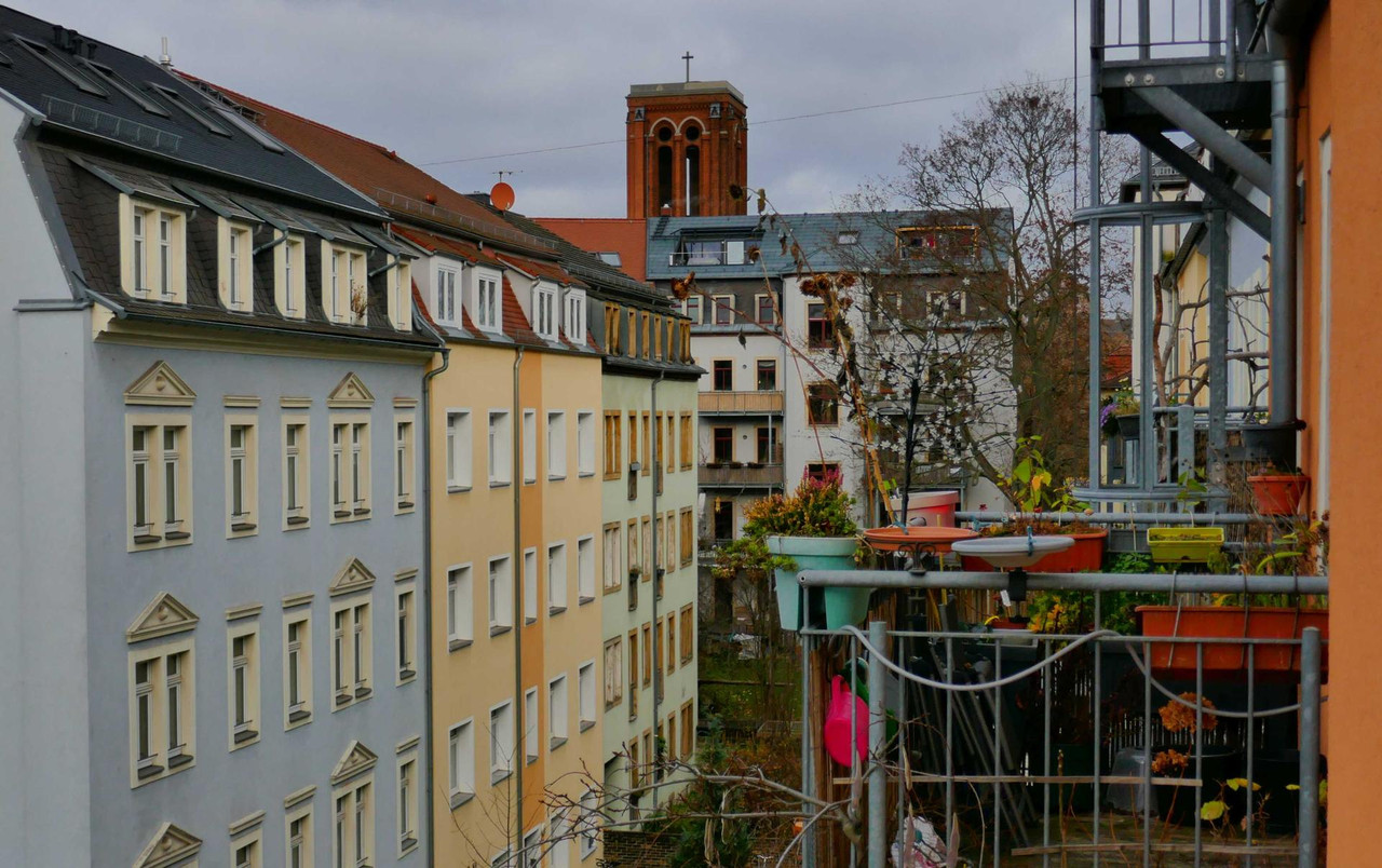 Bild: https://i.postimg.cc/fRWJFryD/P1320863.jpg
