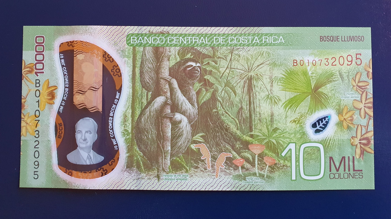 Nuevo billete de Costa Rica de 10000 colones 20211130-170136