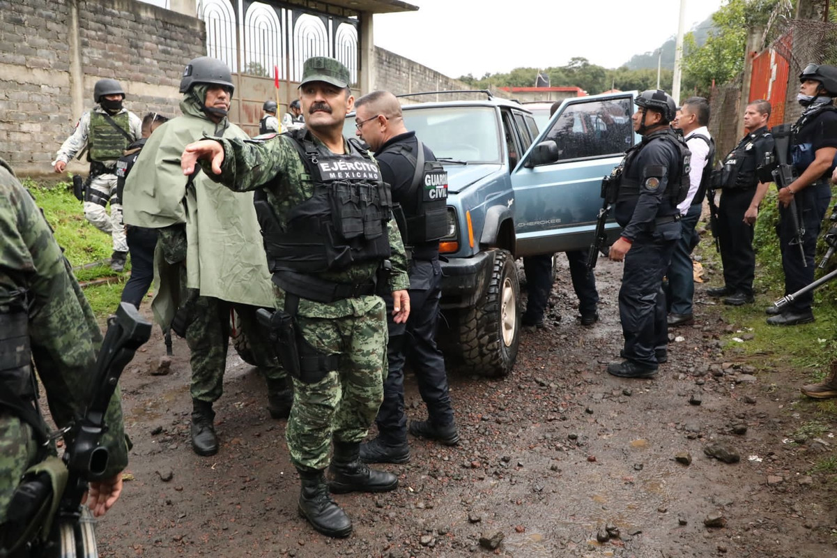 Investiga portación de armas exclusivas del Ejército a 167 detenidos en Michoacán