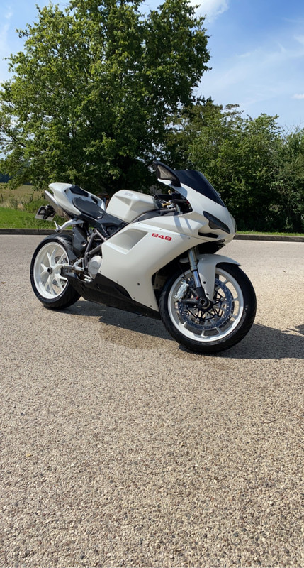 9616F294-D32D-4A20-BC24-E86CE5E09174