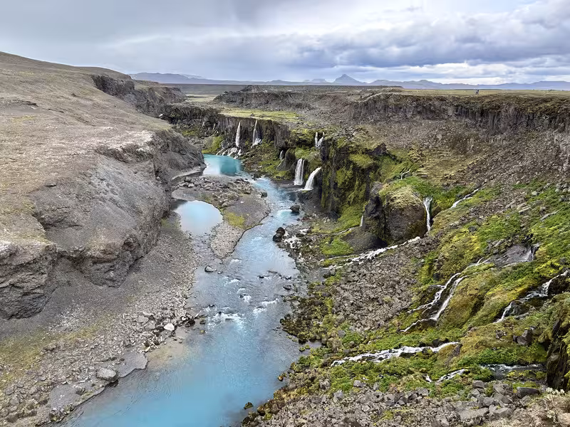 2º VIAJE A LA TIERRA DEL HIELO Y FUEGO DE 21 DIAS (en construcción) - Blogs de Islandia - 28/06/2025 Rumbo a Landmannalaugar con aguadilla incluida. (9)