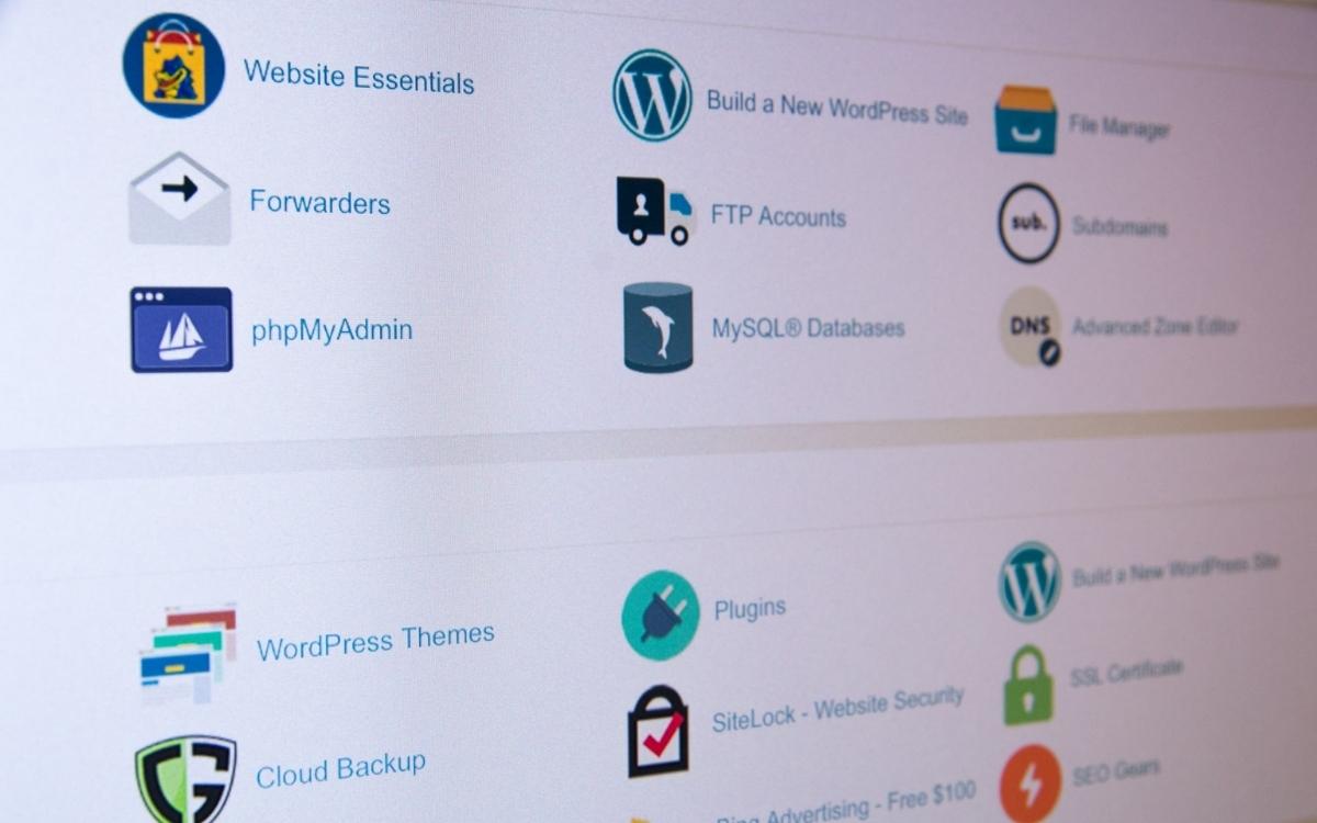 Web-host-domain