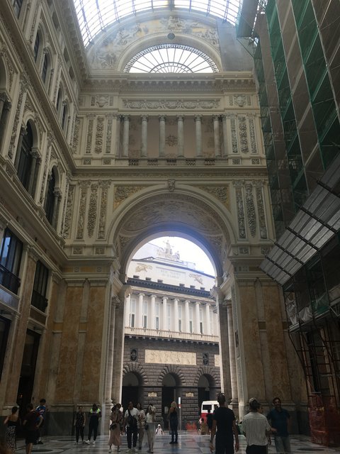 Nápoles Via Toledo y Quartieri Spagnoli - Nápoles y algo más y algo menos. Agosto 2022 (19)