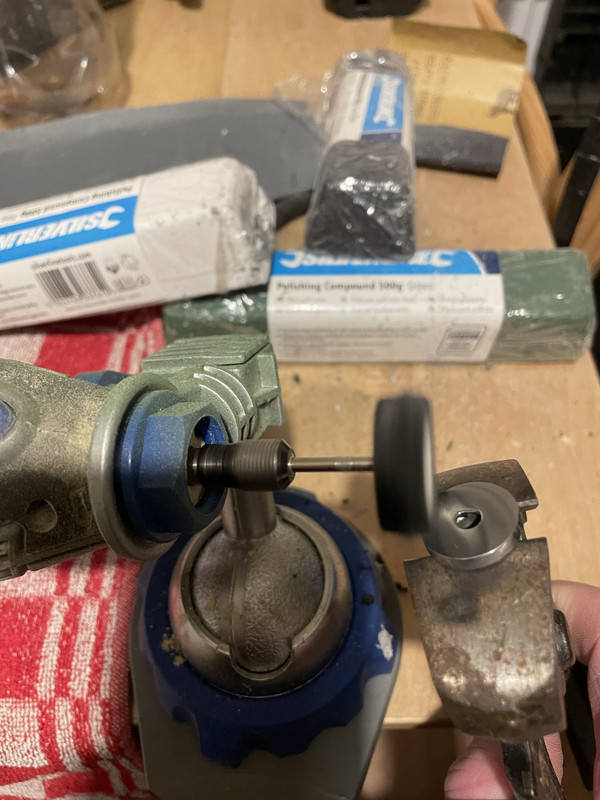 233B1996-AFEF-42BB-8A3B-00B2AB61B5BE