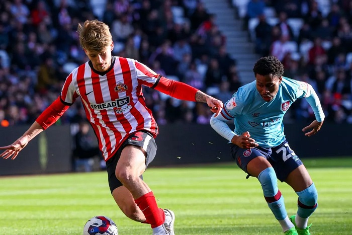 Burnley vs Sunderland, 21h00 ngày 23/08