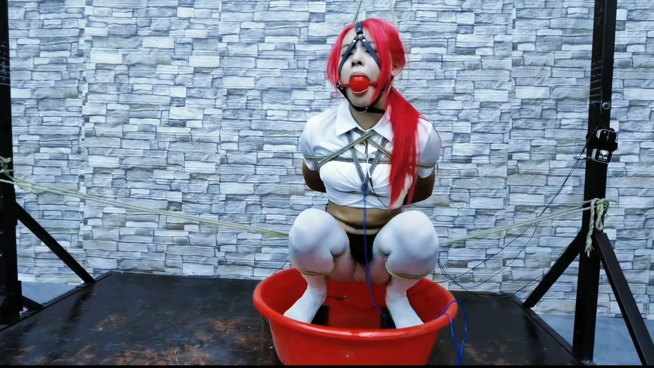 飞天原创 红毛少女希希.mp4_20250707_083602.741