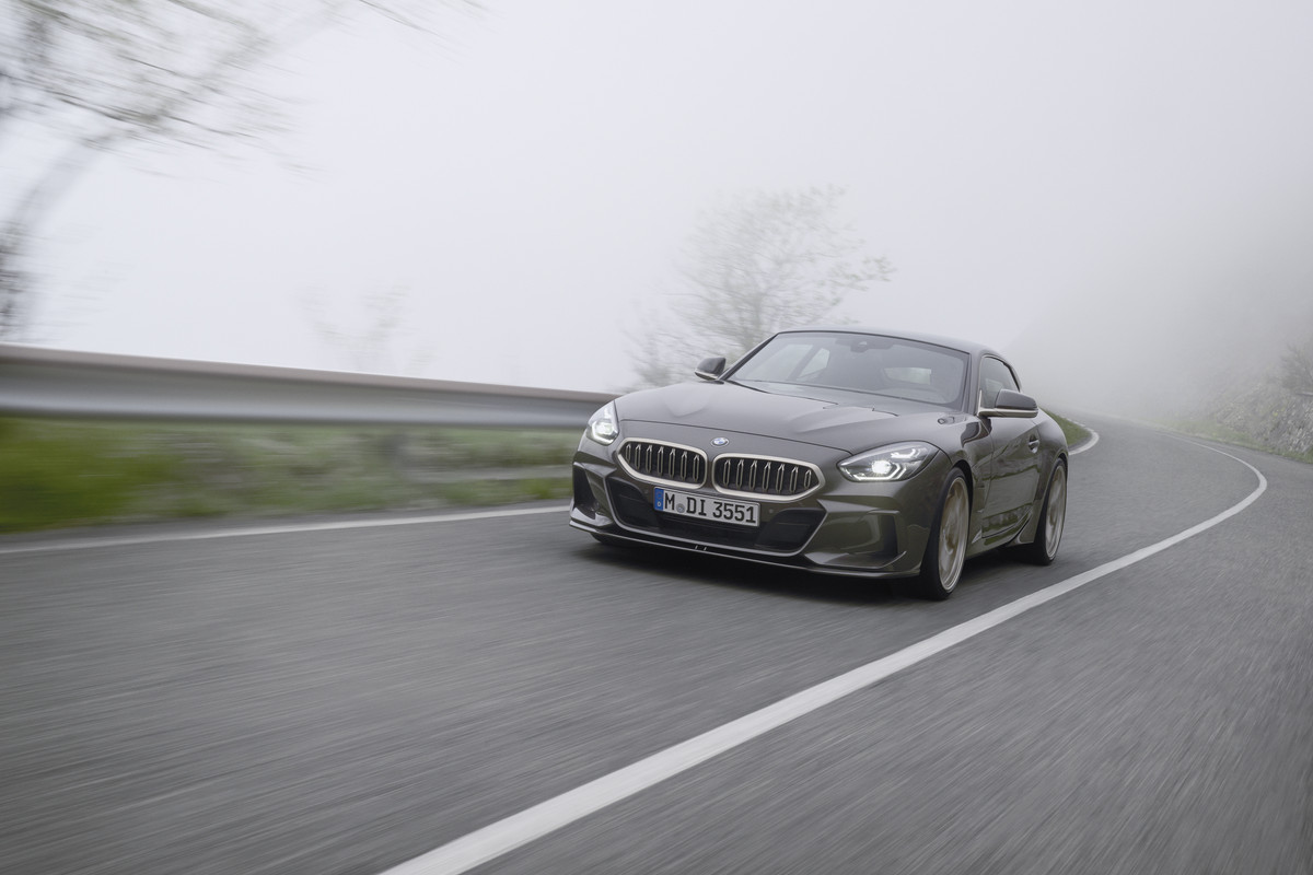 P90505538_highRes_bmw-concept-touring-