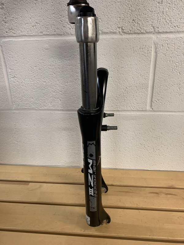 A2F00C28-E05E-422A-B0AA-75B23E90C9EF