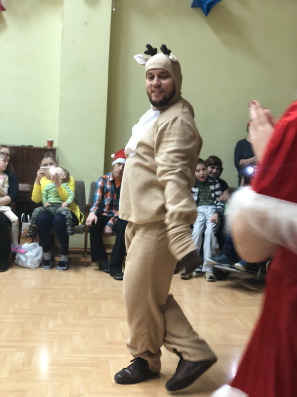 E124D498-187D-4340-92AE-B2ACDA4A9556