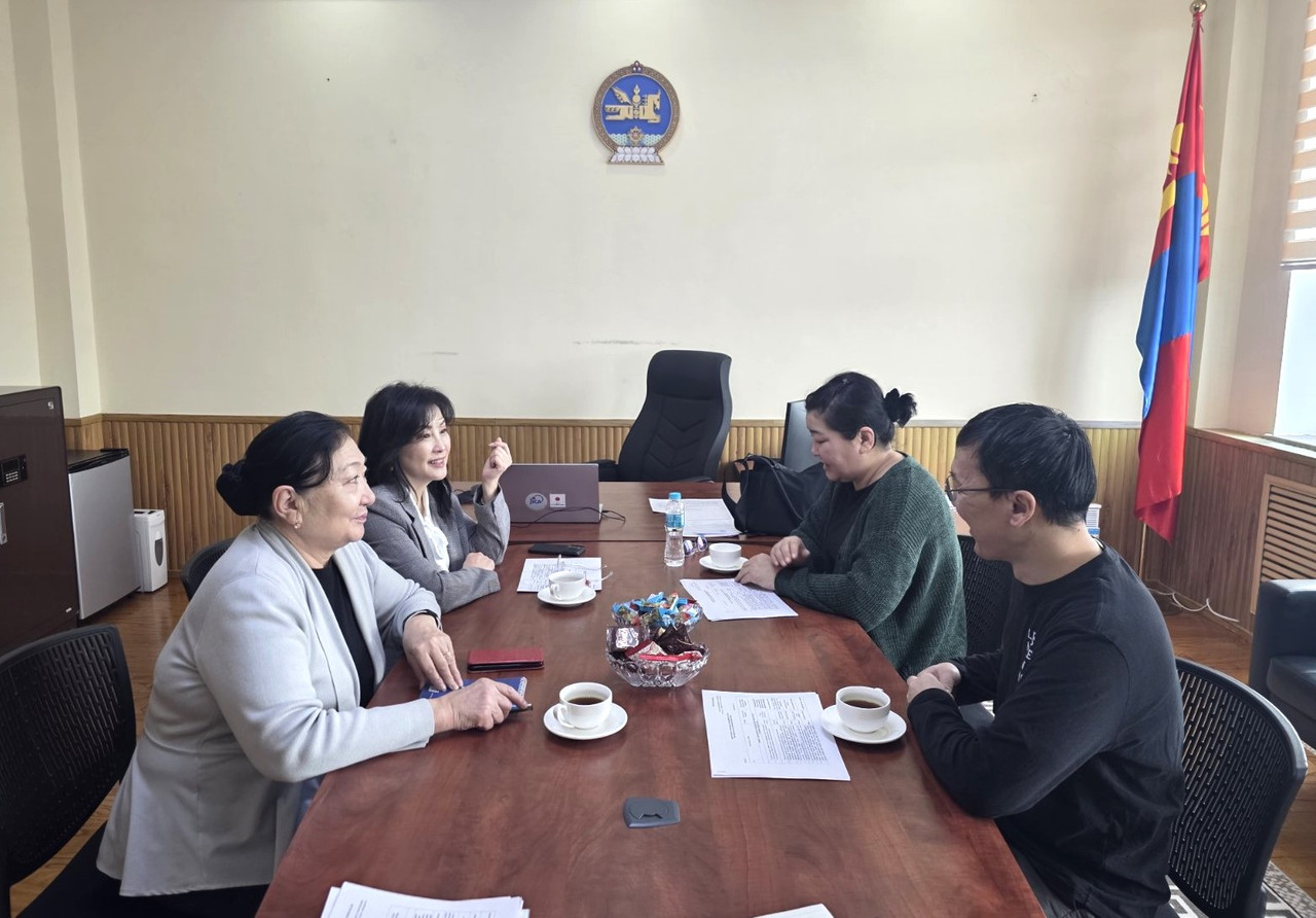 Эвлэрүүлэн зуучлагчдын зөвлөл хуралдав