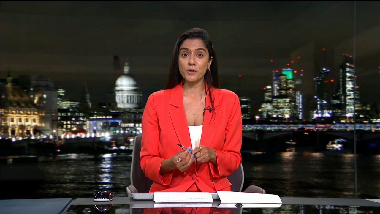 ITV News London_20220627_22302245.ts_snapshot_09.39.553