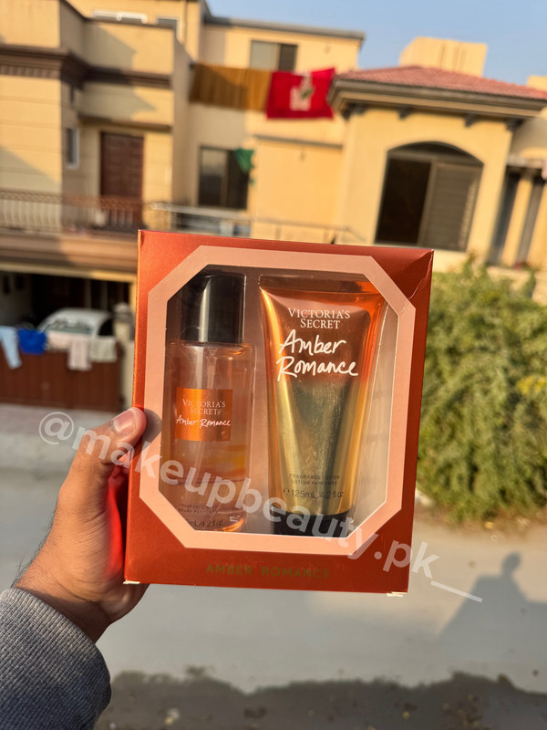 Victoria’s Secret 2 in 1 Mist plus Body Lotion Gift set (Amber romance )