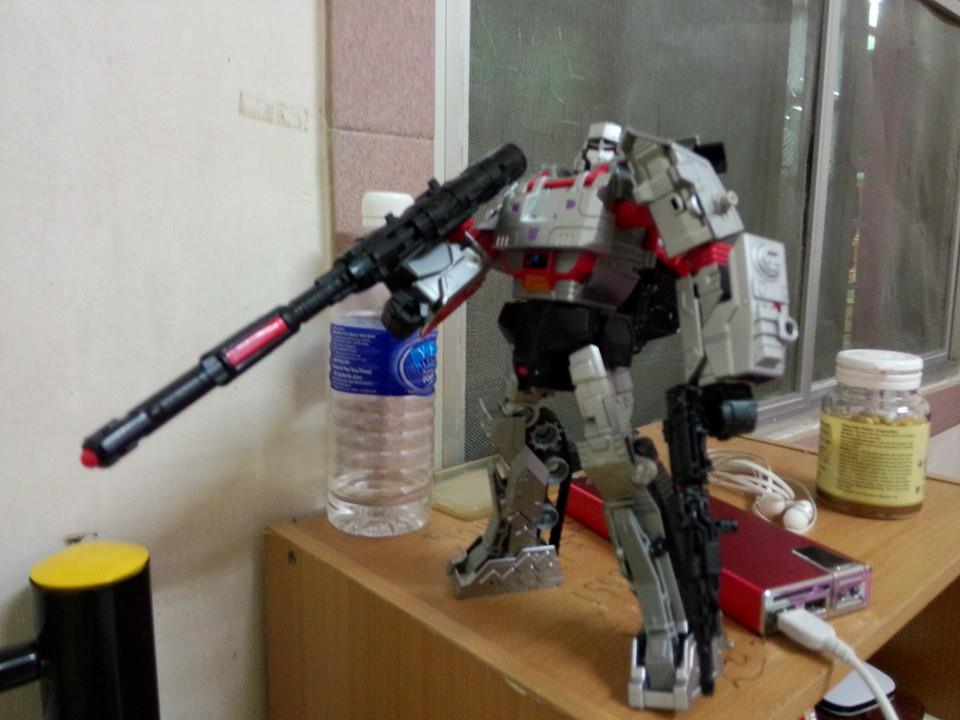 1423347037_generations_megatron_1