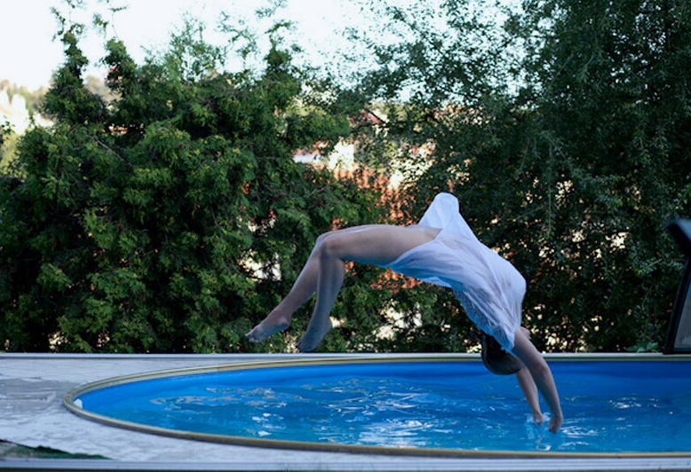 Patricie Solaříková - bazen 016