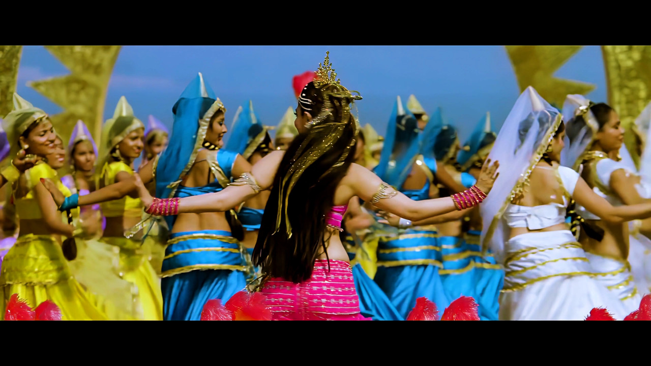 Tamanna Hot Song From Himmatwala Naino Main Sapna 4K (Best Quality).mp4_snapshot_00.46_[2021.04.05_1