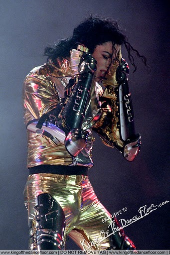 Gold-Pants-TOur-michael-jacksons-gold-pants-25735191-341-512.jpg