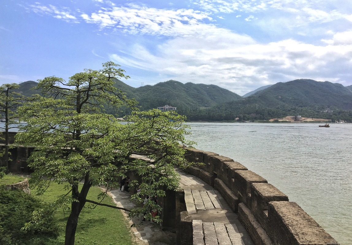 F111D004-FDFB-4295-A2E7-3DDFB0DD7F89